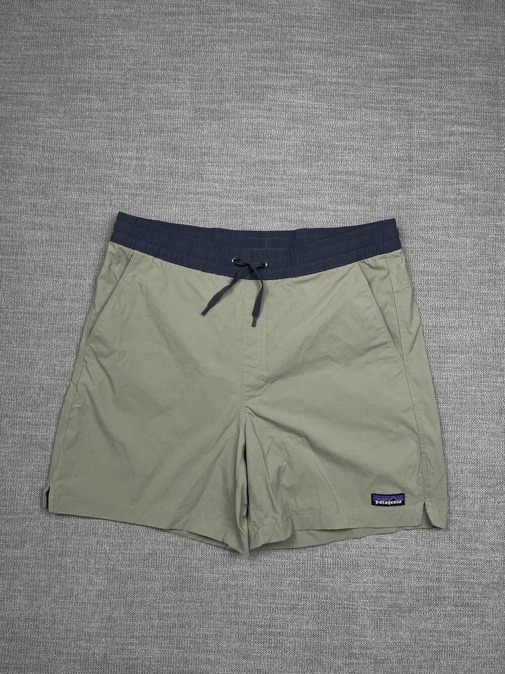 Patagonia Baggies Lights Shorts Mens Large Green 6" Unlined Performance Athletic